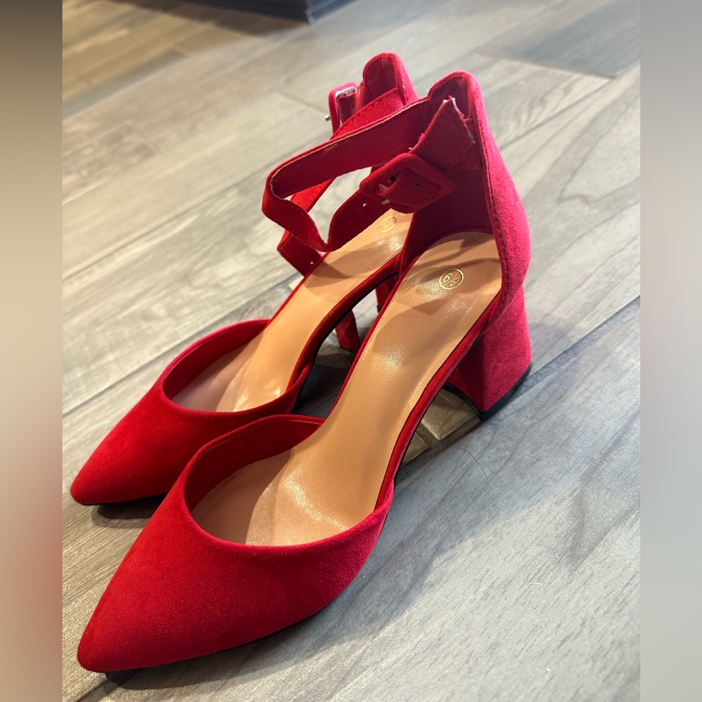 Women's Pointed Toe Low Chunky Heels Closed Toe Ankle Strap Dress Pump Shoes